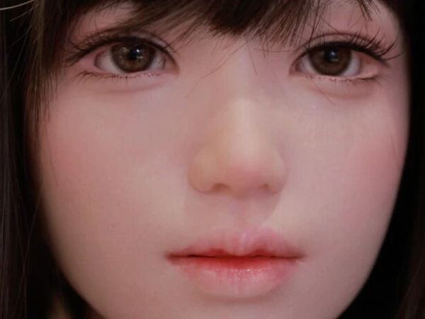 成人硅胶娃娃：性、陪伴、与未来