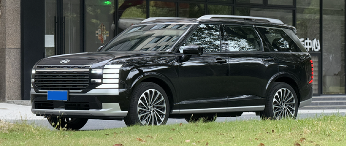 30万进口六座混动标杆？深度试驾新一代帕里斯帝