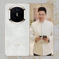 大嘴：这代还是4个字！华为公布Mate X7真机，云锦设计成亮点