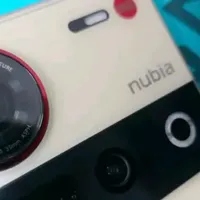 这部Ultra手机价格暴跌！骁龙8至尊+1T大容量，还是真全面屏