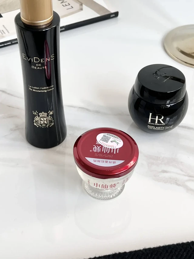 风很大的k老邪修CP：燕窝+赫莲娜帮你们试了…