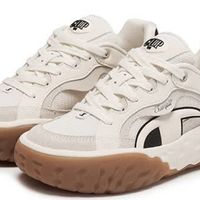 Champion新款厚底板鞋，黑白经典，舒适百搭轻松拿捏！