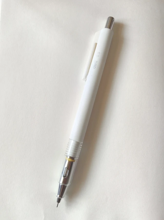 笔袋里的爱用物