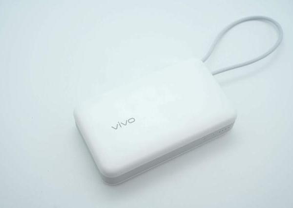 UFCS/PD/PPS加持，第三方品牌也能充，vivo 45W自带线充电宝拆解