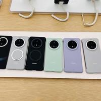 华为Mate80磁吸圆环设计引热议：是生态创新还是审美倒退？1200+用户观点大碰撞