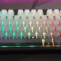 X87Pro机械键盘：办公游戏两用