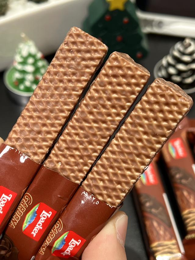 Loacker威化封神！一口酥到掉渣，根本停不下来