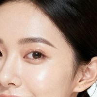 国货护肤品哪个牌子好？阿里千问分析 国货护肤品牌排行榜前十名