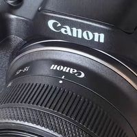 佳OS 6D Mark II是一款全画幅专业单反相机