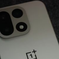 一加15：高刷屏与大电池的完美结合