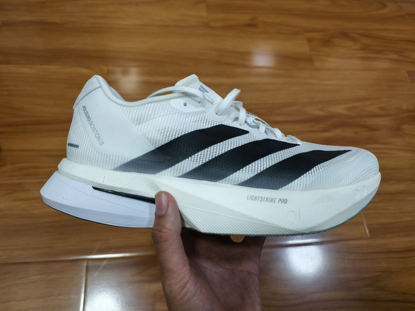 380元的阿迪达斯波士顿13我又补仓了