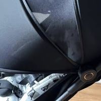 碳纤维材质婴儿车，带娃出行更轻松