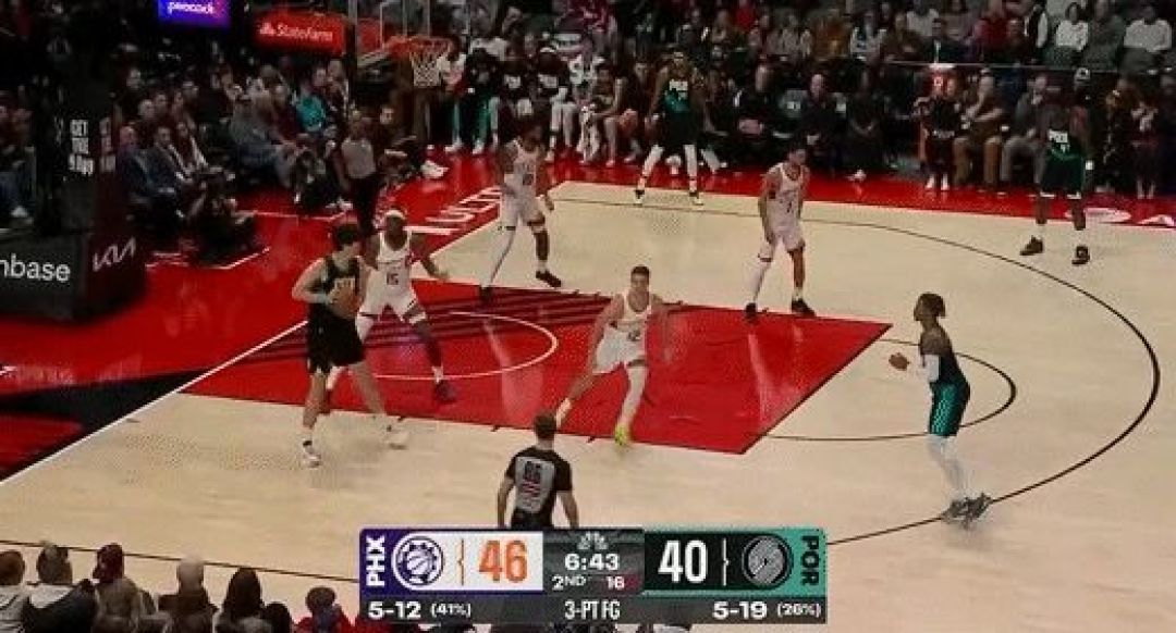 杨瀚森9分5板3助创生涯新高，NBA中国球员闪耀太阳胜开拓者之战