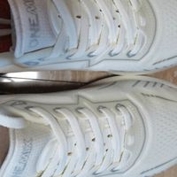 双11情侣运动鞋推荐：玩觅避震跑鞋