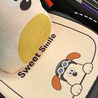 双十一购齐选飞行狗坐垫，冬日驾车暖又萌