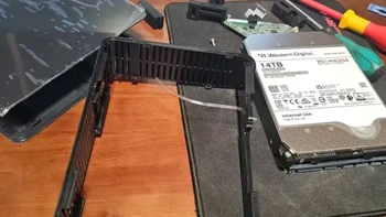 美版14T硬盘惊现“劲爆价”！7200转带硬盘盒，比闲鱼还便宜