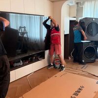 电视挂架安装该不该找专业人士？用户观点大PK