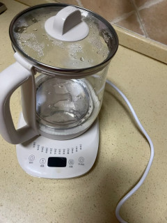 小熊养生壶：家庭日常好帮手