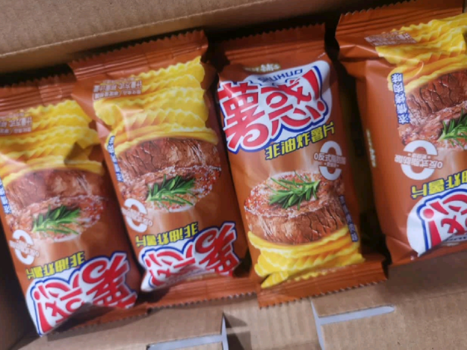 盐津铺子膨化食品