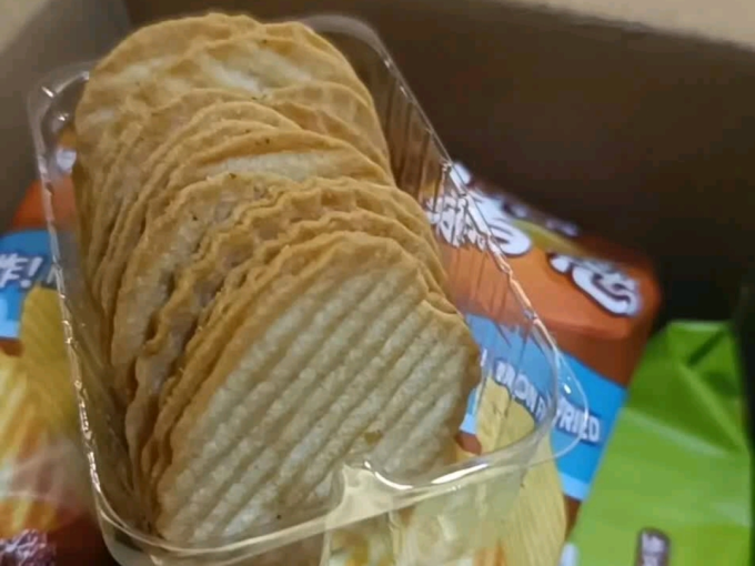 盐津铺子膨化食品