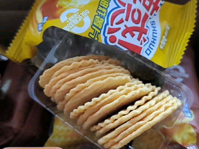 盐津铺子膨化食品