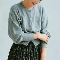 初冬小个子穿搭：针织开衫与风衣