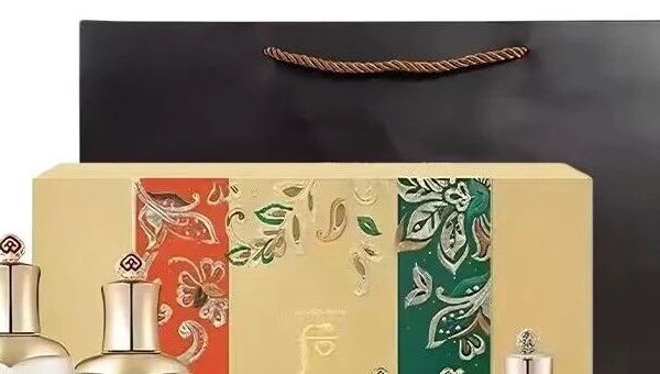 用了就舍不得换，Whoo天气丹花献光彩水乳七件套，保湿、滋养、紧致一步到位~