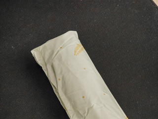 选择防晒防紫外线的晴雨两用伞蛮重要