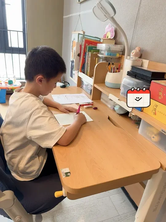 暑期过半,暑假作业已完成 敲好用的笔安排