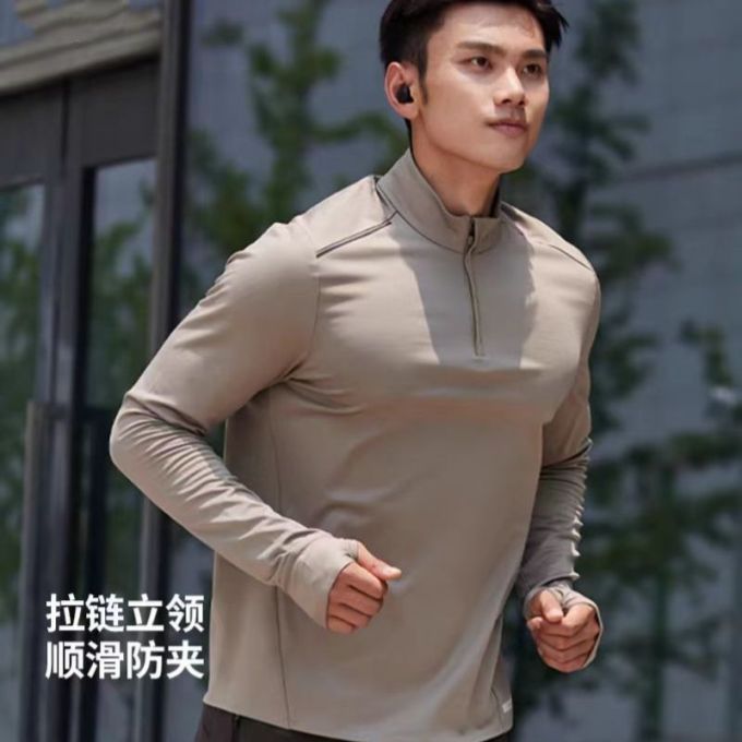 迪卡侬运动T恤