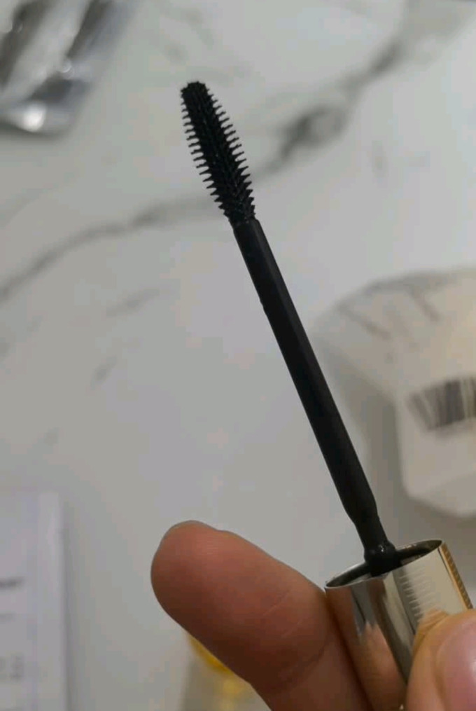 卡姿兰睫毛膏/睫毛滋养液