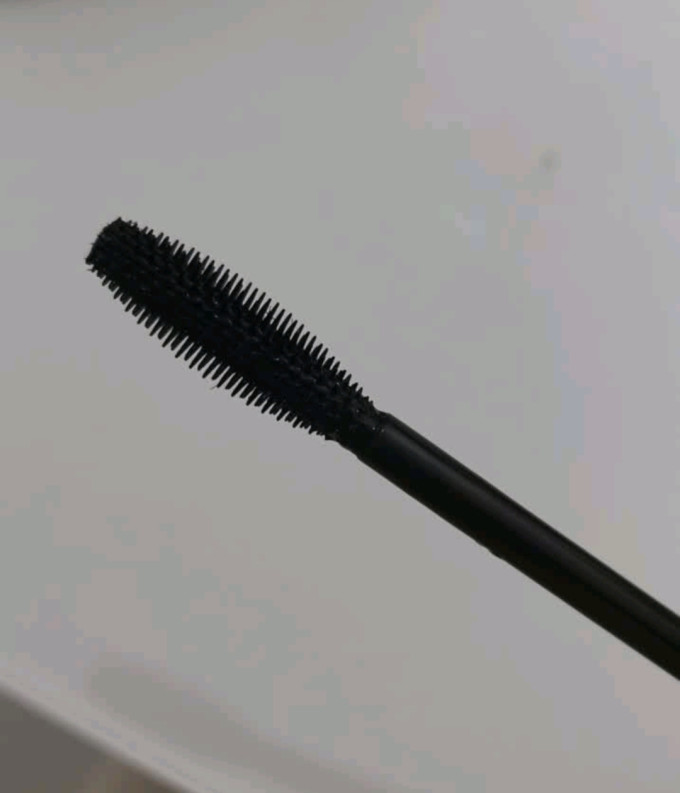 卡姿兰睫毛膏/睫毛滋养液