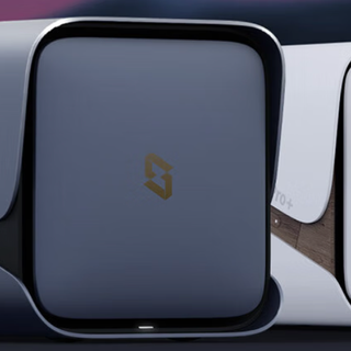 极空间Z4Pro+私有云：重新定义数据存储的智能中枢