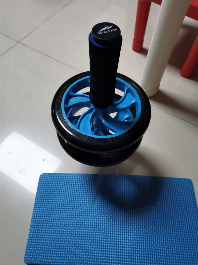 双鱼健腹轮
