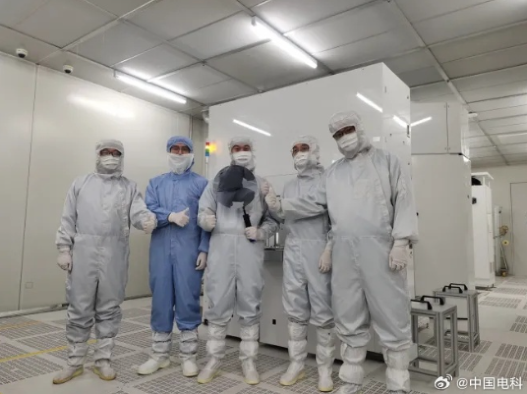 我国大尺寸半导体材料实现关键突破:首枚12英寸硅外延产品下线