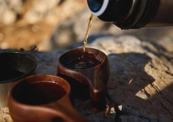 给血管“松松绑”，高血压的朋友，这杯温润的黄酒你试过吗？