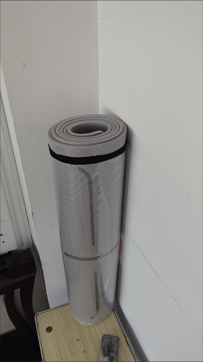 特步瑜伽运动