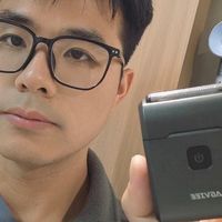 未野往复式剃须刀测评:媲美千元级迷你五刀头,23000高转速净剃