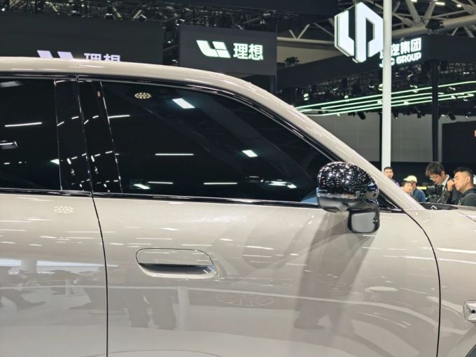 零跑汽车新能源车