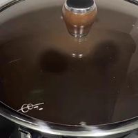 盈涌极铁锅：轻巧耐用，厨房良伴