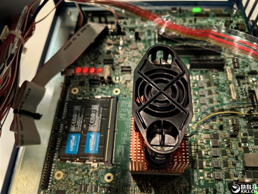 Intel Panther Lake突然开卖!不过是工程样品