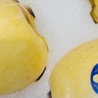 裹着浅金锈斑的甜：这箱维纳斯苹果，把威海的霜冻味装成了礼盒