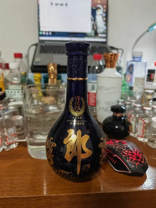 品鉴2019年青花郎