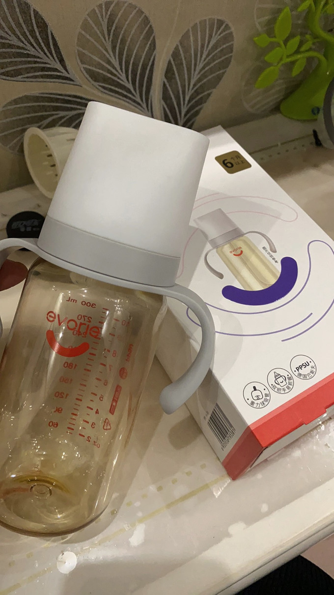 爱得利奶瓶