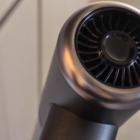 爱图腾 M8pro 吸尘器，多场景使用的 “全能选手”​