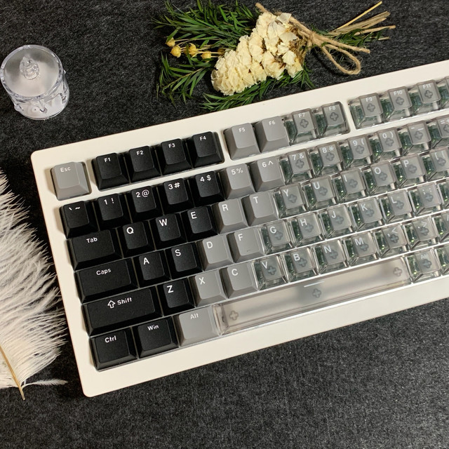 不到三张！Akko 5075V3 HE磁轴键盘实测：颜值与性能双在线