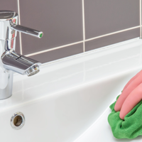 从玻璃到马桶：分区域除垢剂精准推荐，告别 “样样通样样松”