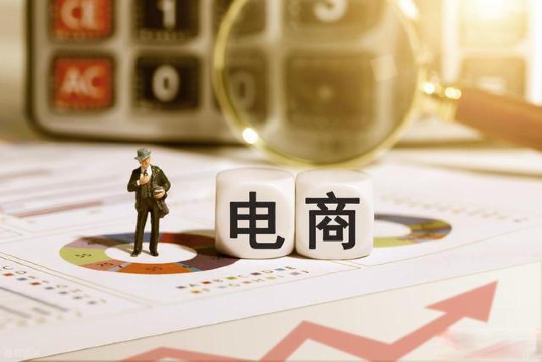 徒步女子衣服吊牌没摘,被骂上热搜!每想到真相两极反转?