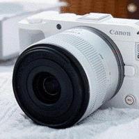 2025直播相机排行榜：轻量化、强防抖与专业视频能力相机选哪款？