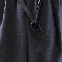 压褶裙裤藏肉显瘦，冬日步履生风